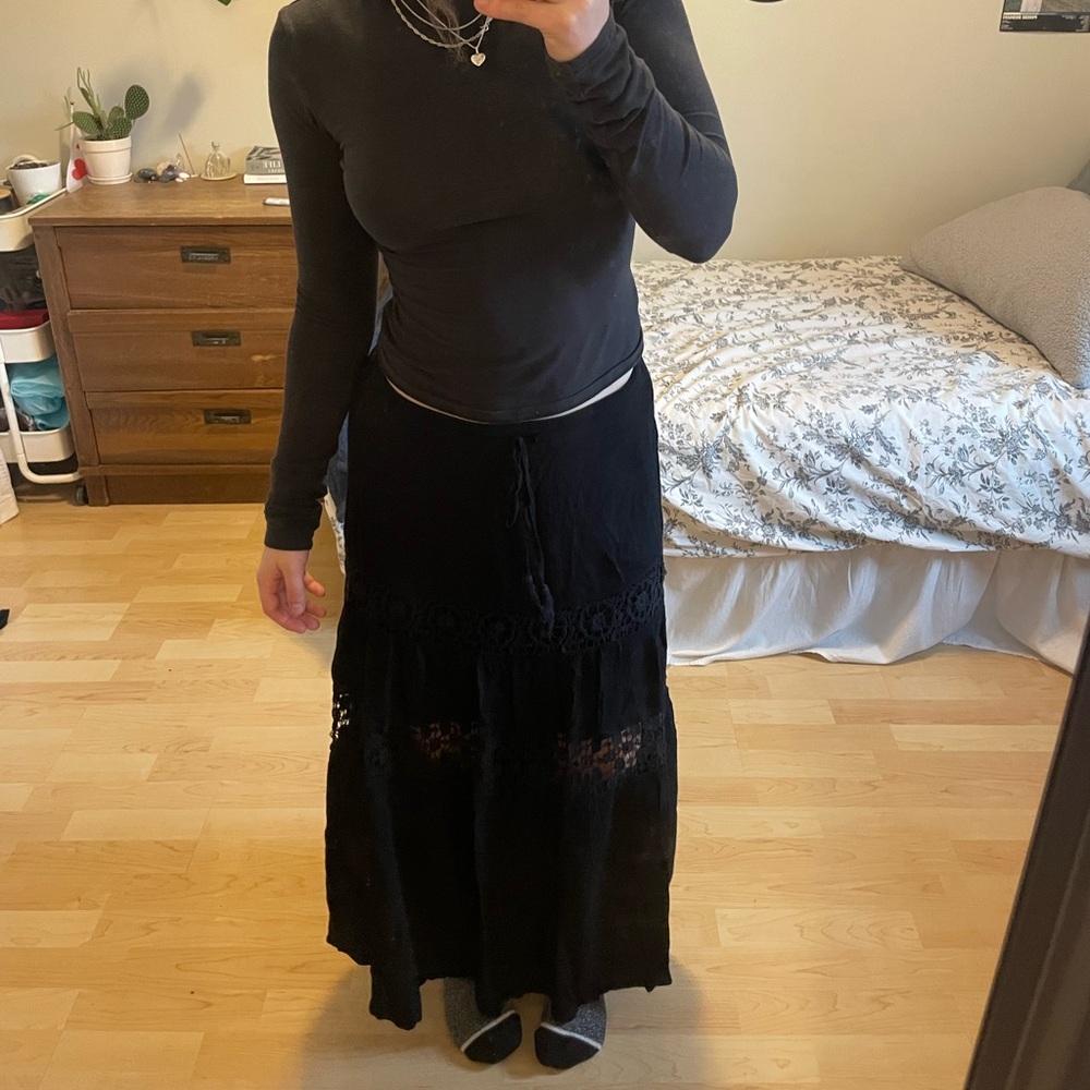 🧚🏻‍♀️Kismet black maxi skirt🧚🏻‍♀️